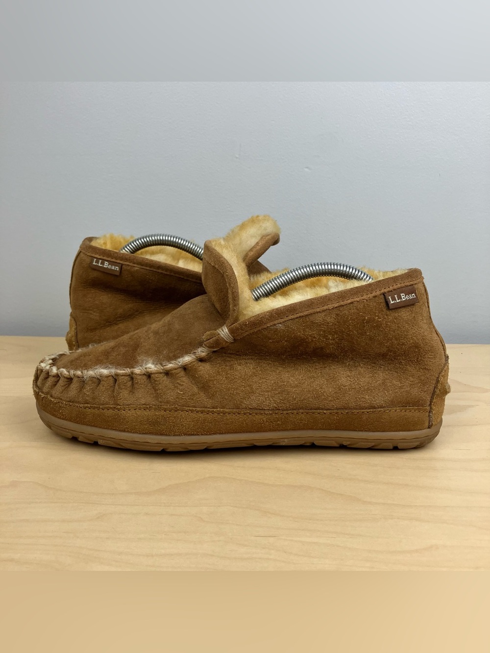 L.L. Bean Men’s Size 7.0 Wicked Good Bootie Slipper Moccasins Brown Suede Lined - Picture 3 of 10